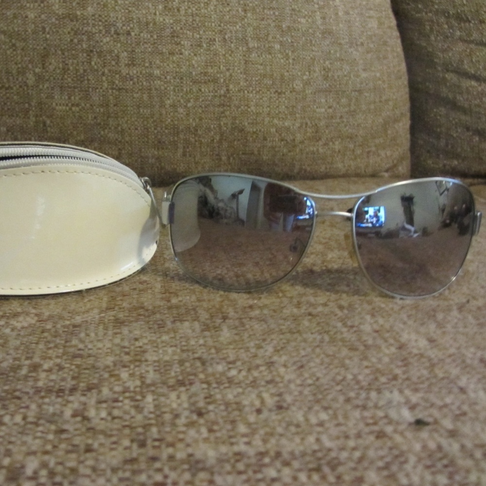 Jessica Simpson Sunglasses